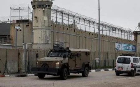 جيش الاحتلال يفرج عن 10 أسرى من غزة