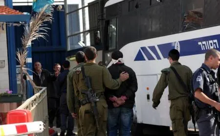 الاحتلال يفرج عن 11 أسيرًا من غزة