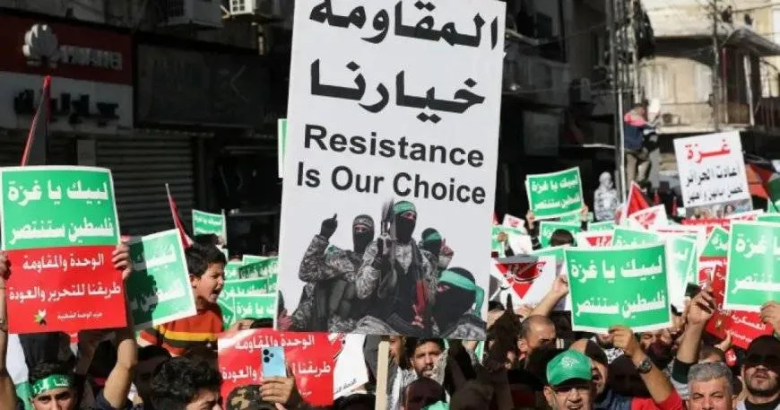 بنداء خاصّ لشباب الأردنِّ ومصر... هيئة علماء فلسطين تدعو لانتفاضة جماهيريَّة نصرةً لغزَّة
