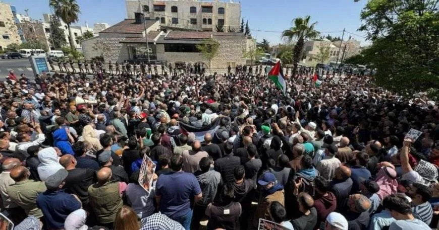 دعوات وجهود لإطلاق إضراب عالمي نصرة لغزة في ظل ما تتعرض له من إبادة جماعية