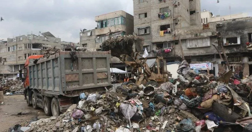 الهلال الأحمر الفلسطيني يحذر من أزمة صحية كارثية مع استمرار الحصار على غزة