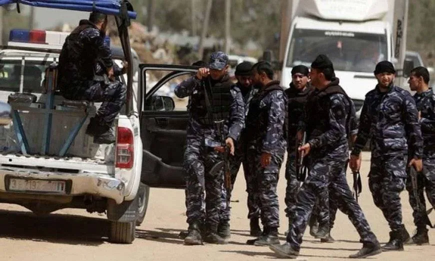 أمن المقاومة يلقي القبض على متخابر يبحث في القمامة عن دلائل تتعلق بالأسرى الإسرائيليين