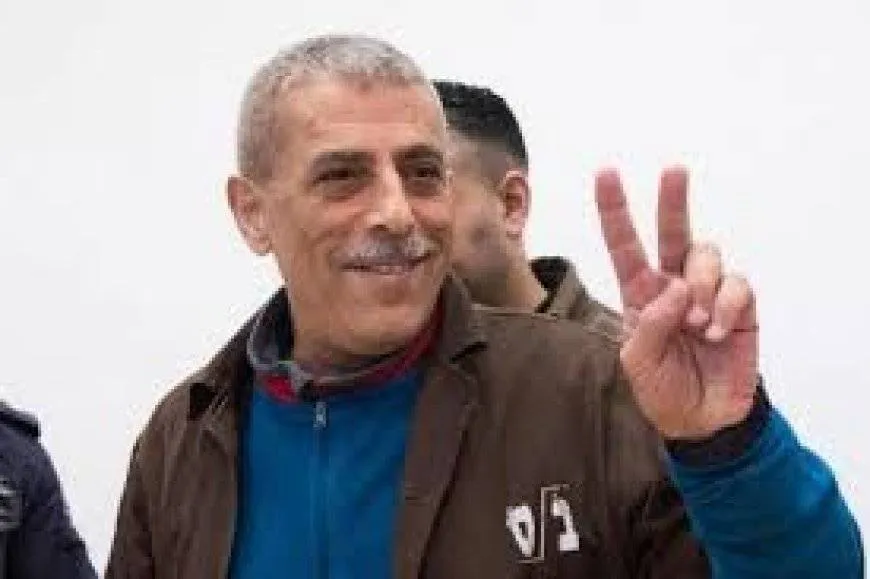 المُفكّر الأسير وليد دقّة يكتب روايات للفتيان