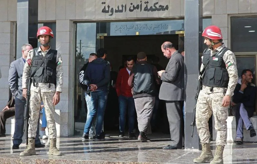 خلية الصواريخ..تشهير بالمتهمين على خلفية قضايا دعم المقاومة قبل صدور أحكام قضائية