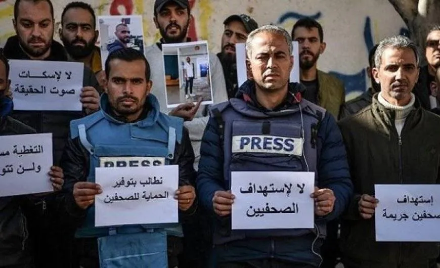 صحفيون محررون يكشفون فصولاً من التعذيب بسجون الاحتلال ويدعون لحماية زملائهم