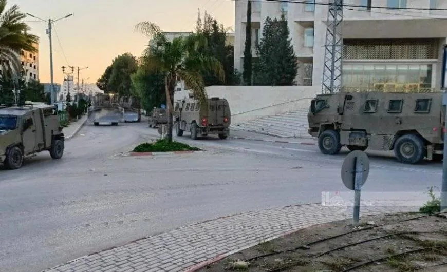 لليوم 83 على التوالي.. الاحتلال يواصل عدوانه على مدينة طولكرم ومخيميها