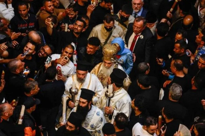 محافظة القدس تدين اعتداءات الاحتلال على المسيحيين في احتفالات "سبت النور"