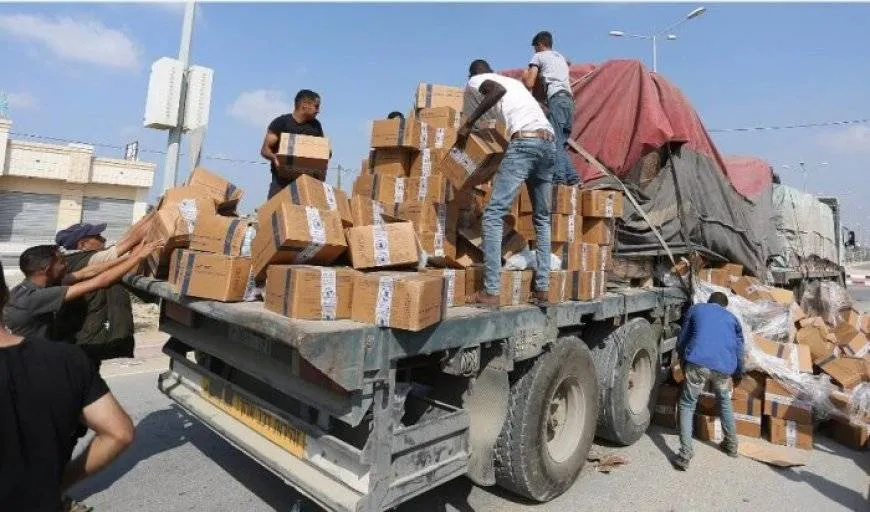 عشائر غزة تطالب الهيئات الدولية والعربية بفرض إدخال المساعدات إلى غزة