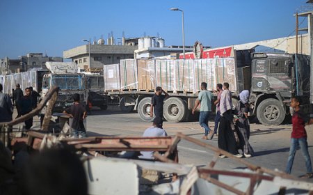 تفتيش مصري إضافي للشاحنات المتجهة إلى غزة وسط قيود إسرائيلية مشددة