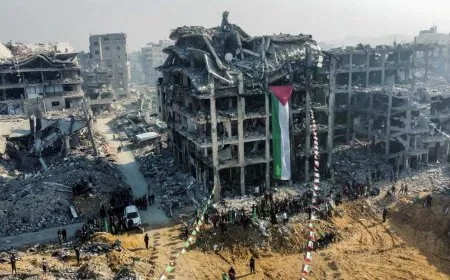 إدارة ترامب تتنافس على ربح ملياري دولار من الإعمار