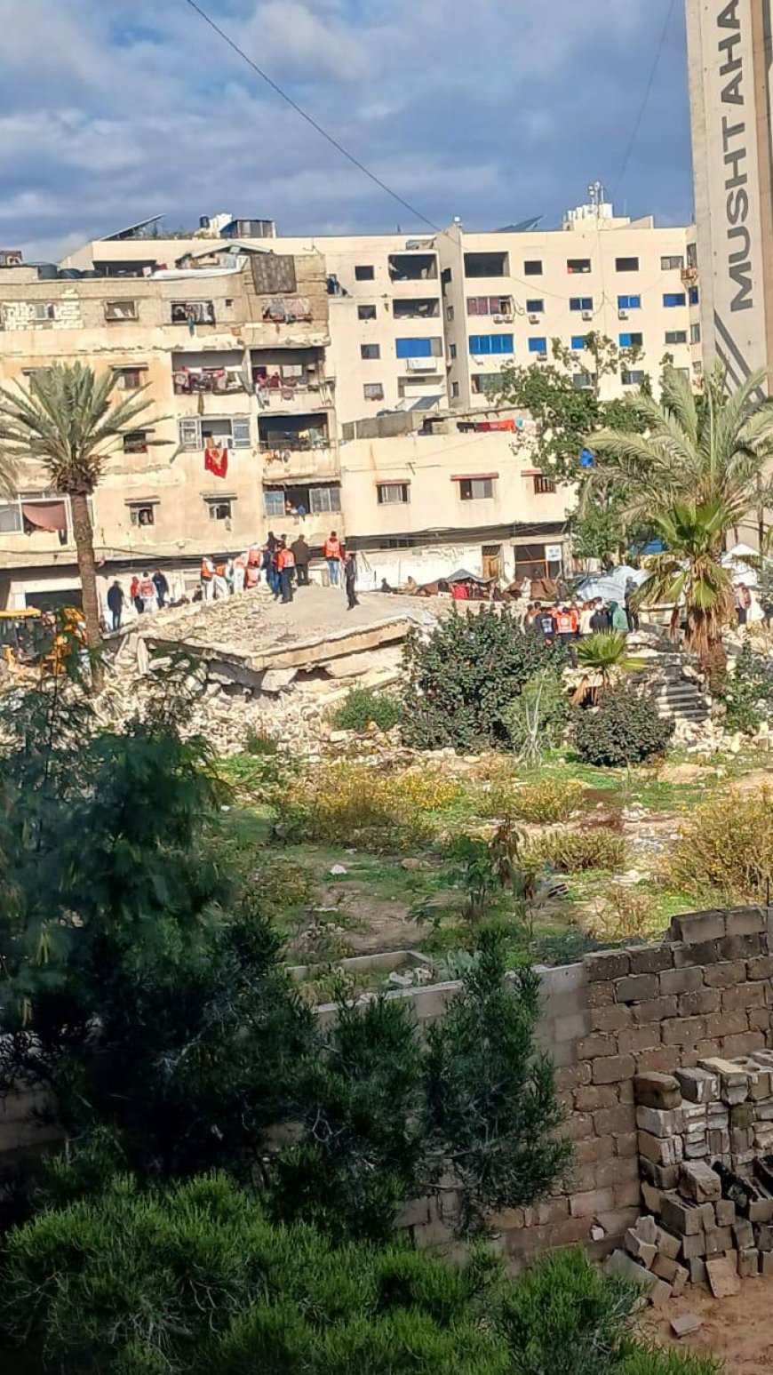 تحت الركام.. ذاكرة غزة تتنفس باروداً