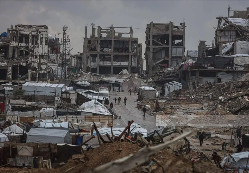 20 شهيدا وانهيار 49 منزلا وتضرر 127 ألف خيمة بفعل المنخفضات الجوية في غزة