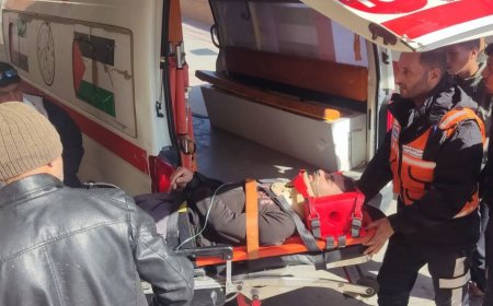 الدفاع المدني في غزة يعلّق إزالة أخطار المباني المتضررة بسبب نفاد الوقود وشحّ المعدات