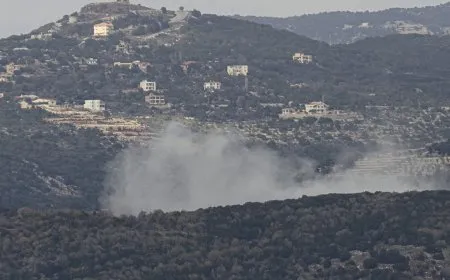 إسرائيل تقصف مناطق بجنوب لبنان وشرقه وتطلب إخلاء 4 قرى