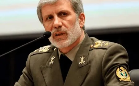 ايران .. اللواء حاتمي: القوات المسلحة ستقطع يد أي معتدٍ