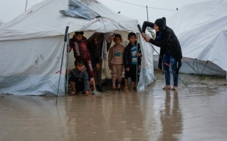 اخبار غزة: حجم الدمار يعيق تصريف مياه الأمطار ويزيد معاناة النازحين