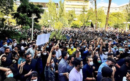 احتجاجات ايران .. انتفاضة "البازار" تضع نظام الجمهورية أمام اختبار الوجود 2026.