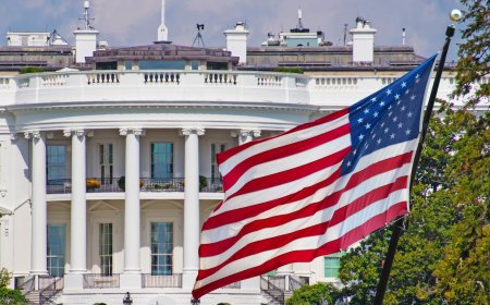 ترمب يشكل مجلس السلام في غزة ويضم كوشنر وتوني بلير