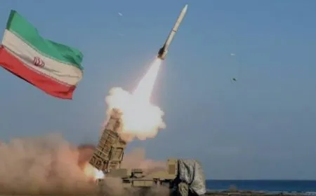 تصعيد إقليمي: إيران تتوعد برد مؤلم وتحذر من تهديدات ترمب ونتنياهو