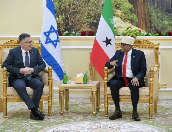 الصومال تندد بزيارة وزير خارجية الاحتلال للإقليم الانفصالي وتعدّها انتهاكًا للسيادة