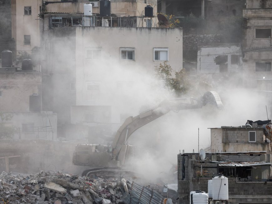 حالات اختناق بمواجهات بين الفلسطينيين وجيش الاحتلال في الضفة المحتلة