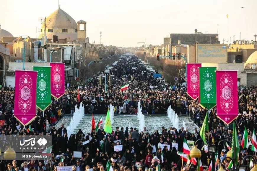 إيران تستعد لـ "زلزال بشري" غداً ضد الشغب المسلح والتدخلات الخارجية