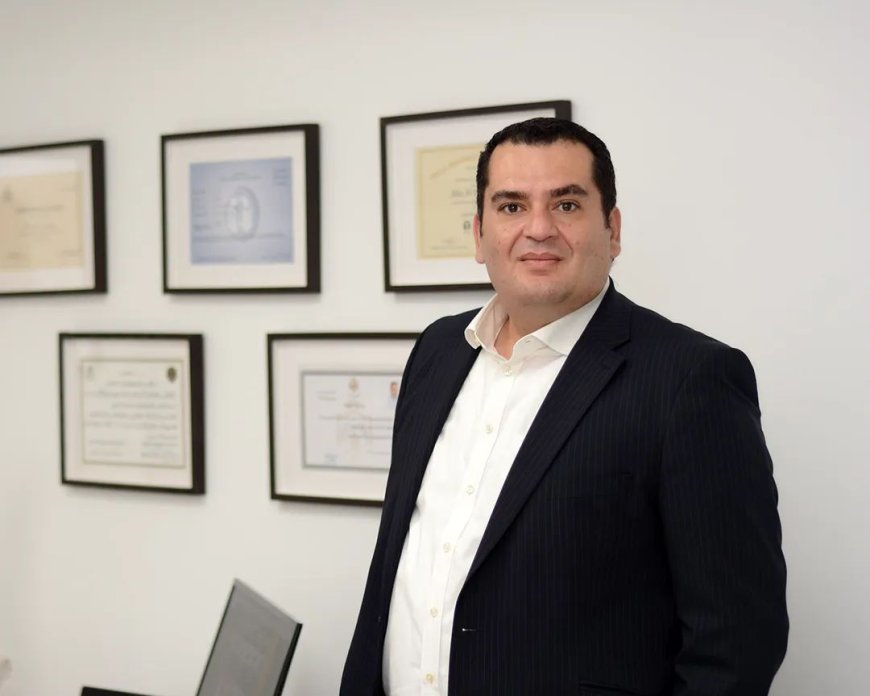 الدكتور علاء عبد الرحمن الموسى: دقة واحترافية في جراحات الأعصاب وعلاج الآلام