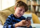 مقترح قانون جديد بالجزائر لتنظيم استخدام الهواتف للأطفال دون 16 عاماً