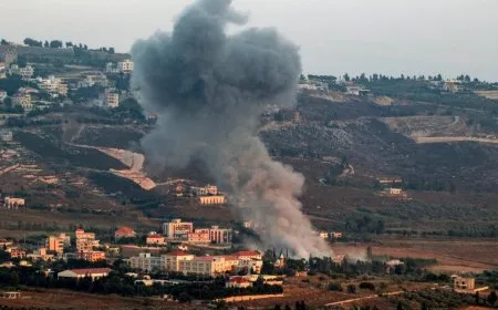 تطورات جنوب لبنان.. غارات إسرائيلية مكثفة واغتيالات بمسيرات