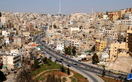 تطورات حالة الطقس في الأردن: انحسار الغبار تدريجياً اليوم