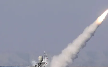 إيران تطلق مناورات "السيطرة الذكية" في مضيق هرمز 2026