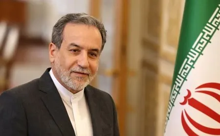 وزير الخارجية الإيراني: مستعدون للحرب والسلام والحل النووي متاح