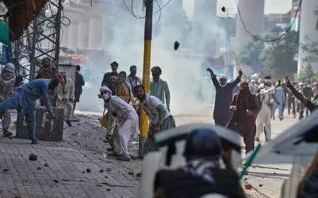 عاجل.. اشتباكات عنيفة بين أفغانستان وباكستان