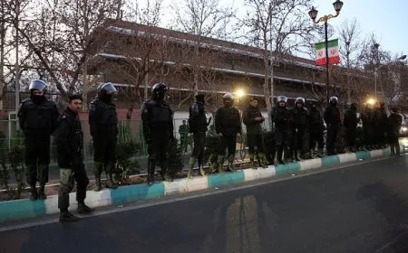 بريطانيا تعلن سحب موظفي سفارتها من إيران مؤقتاً لدواعي أمنية