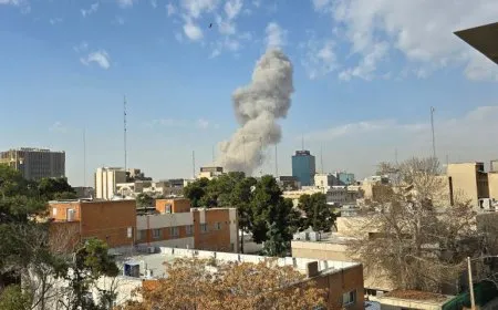 زلزال الحرب: هجوم أمريكي إسرائيلي شامل يضرب قلب إيران