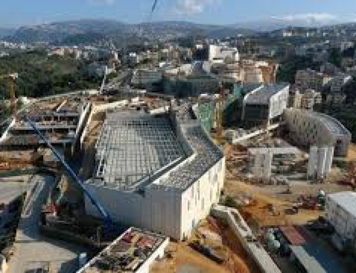 واشنطن تأمر بإجلاء دبلوماسيين من بيروت وسط مخاوف من نزاع إقليمي