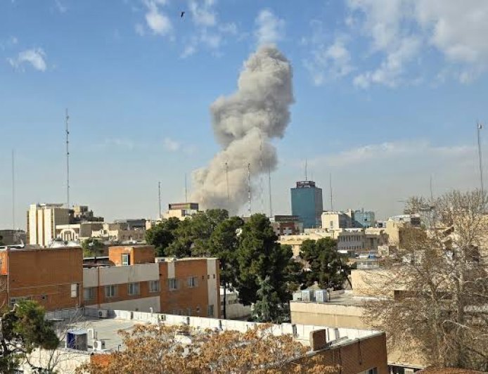 تصعيد خطير.. قصف إيراني على دبي وأهداف أمريكية لضرب طهران