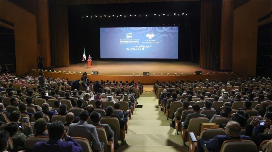 معرض دمشق الدولي للكتاب يستقبل 250 ألف زائر في يومه الأول