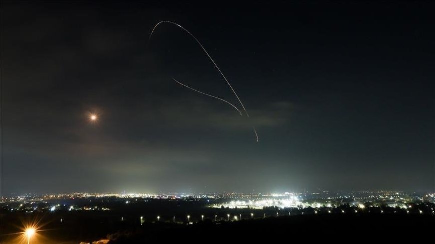 تفعيل صافرات الإنذار في إسرائيل وبدء الرشقات الصاروخية الإيرانية