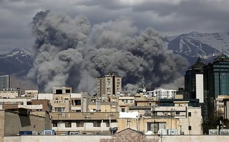 عاجل الدفاع الإماراتية: استهداف قاعدة السلام في أبوظبي بمسيرتين