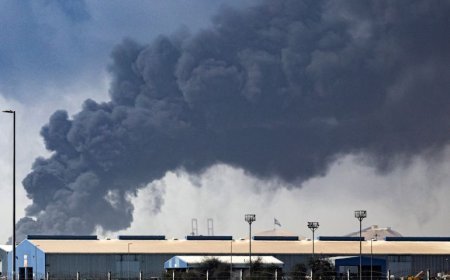 سقوط صاروخ داخل  الامارات العربية دون إصابات