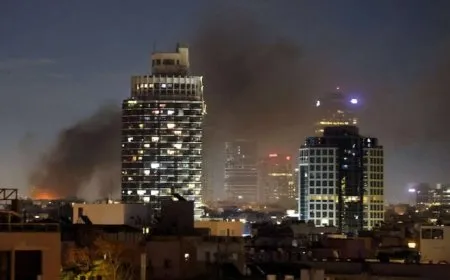 عاجل صفارات الإنذار تدوي بالقدس وهجمات صاروخية متزامنة