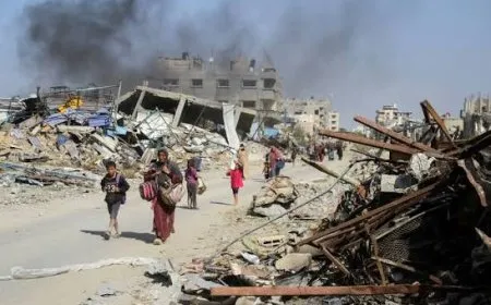 غارة إسرائيلية تستهدف مخيم البريج وسط قطاع غزة