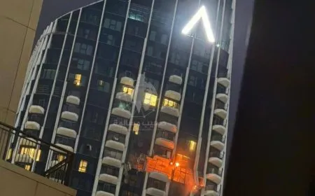 فيديو لحظة انفجار طائرة مسيرة إيرانية استهدفت برجا سكنيا في دبي