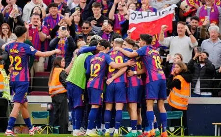 برشلونة يكتسح إشبيلية بخماسية ويعزز صدارته للدوري الإسباني