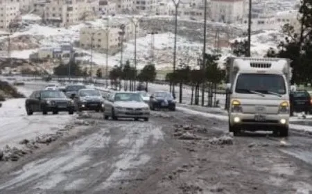 طقس الأردن يقلب الموازين تحذيرات من منخفض جوي وعواصف رعدية