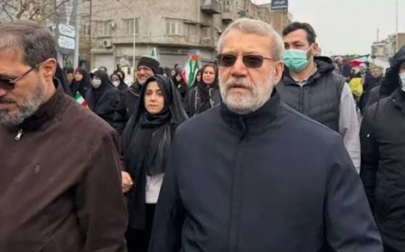 علي لاريجاني يهاجم الصمت الإسلامي تجاه العدوان الأمريكي