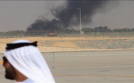 هيئة بحرية بريطانية تتلقى بلاغا عن حادث قبالة الشارقة في الإمارات