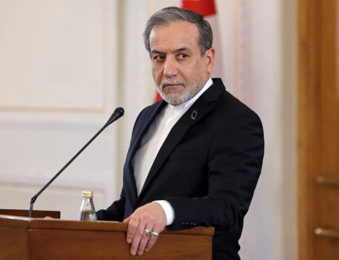 عاجل: إيران ترحب بالوساطة العمانية لتهدئة الأزمة والعودة للتفاوض