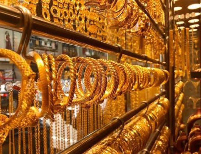 سعر الذهب في الإمارات اليوم الأحد 8 مارس 2026